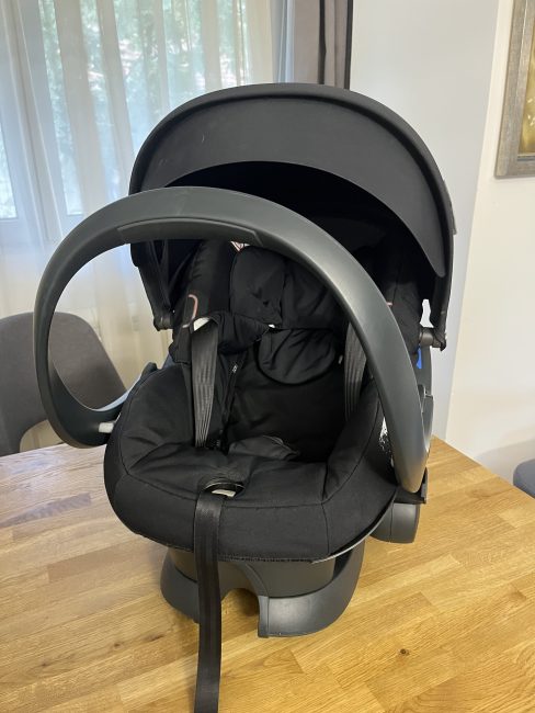 Stokke количка + Besafe Izigo седиште (гратис корито со држач и перниче)