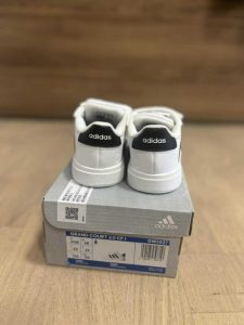 Детски патики Adidas Grand COurt 2.0 CFI. Нови, неносени. величина: 23. 