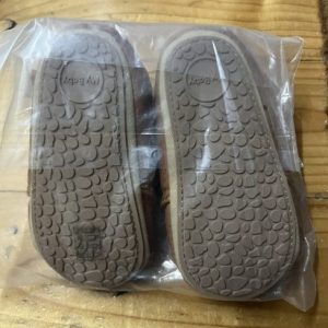 Нови бебешки чевли