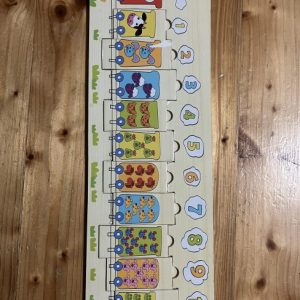 Дрвена сложувалка - воз со броеви