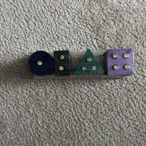 Нова дрвена играчка - сортер на форми