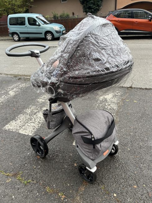 Stokke количка + Besafe Izigo седиште (гратис корито со држач и перниче)