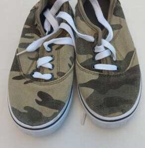 Патики бр.34