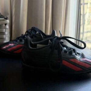 Adidas патики за фудбал бр.29