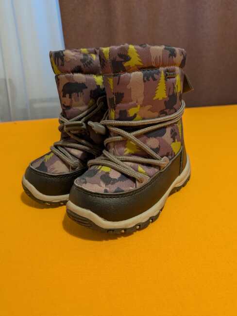 Чизми Chicco број 22