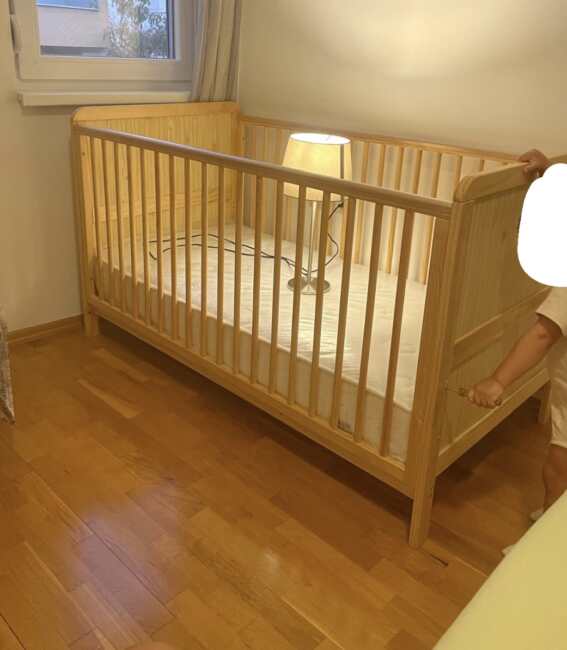 🛏️ Се продава детско креветче Mothercare Middleton Cot Bed – Natural / Pine