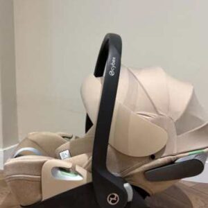 Се продаваат две CYBEX Cloud T i-Size