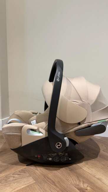 Се продаваат две CYBEX Cloud T i-Size
