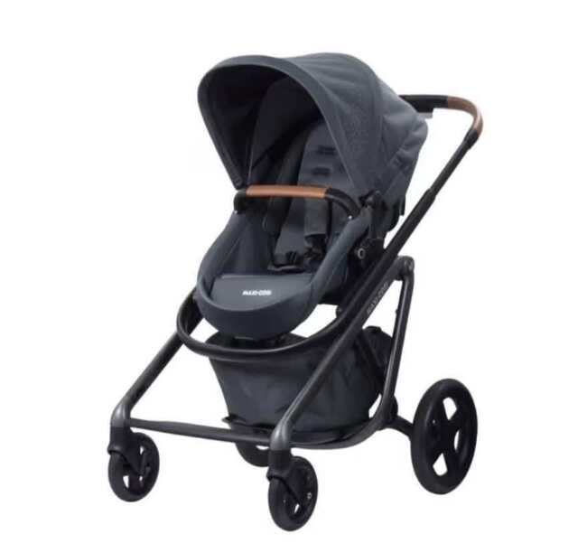 Се продава Maxi Cosi sparkling grey количка заедно со транспортер