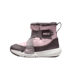 Се продаваат чизмички Nike бр. 26